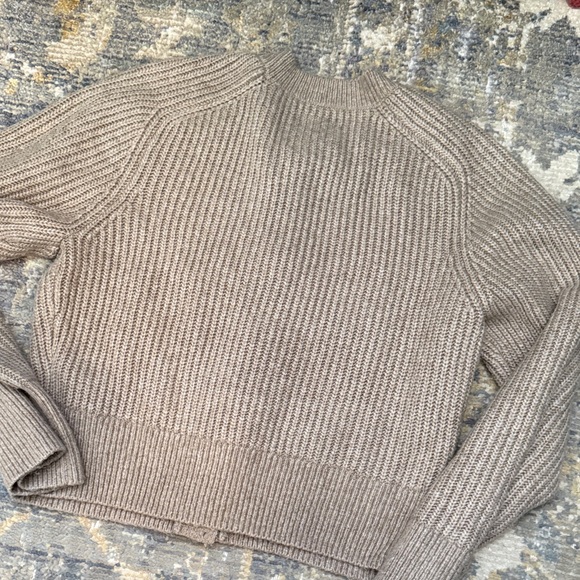 Abercrombie & Fitch Women's Beige Cardigan - Picture 4 of 4